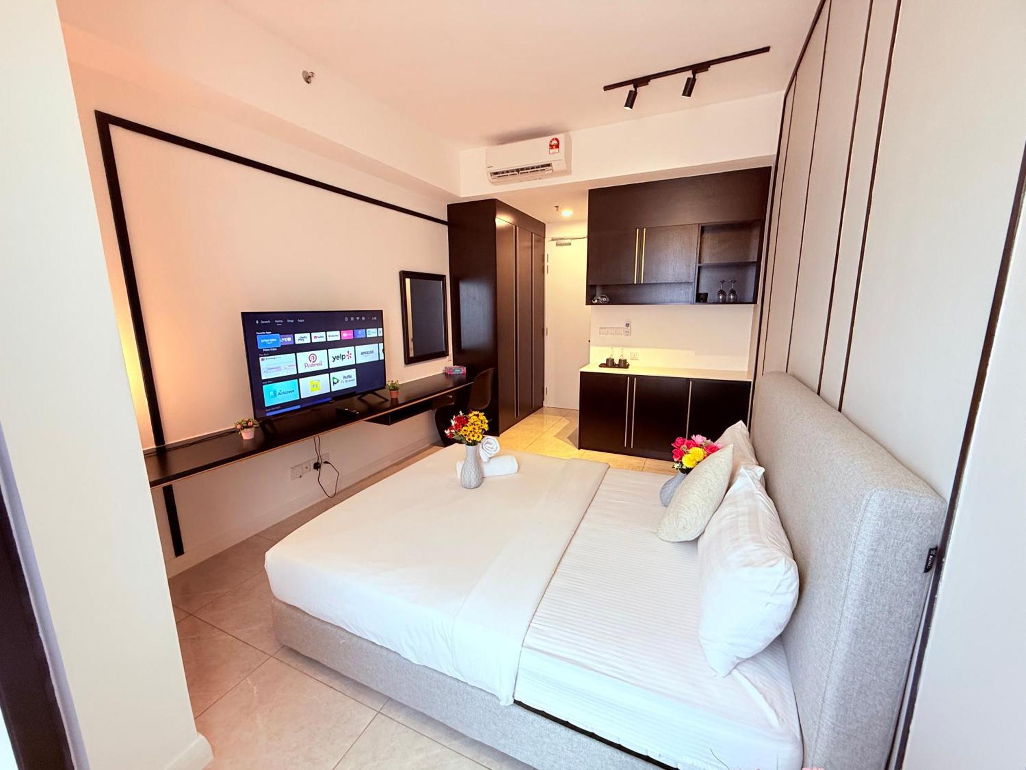 Hotel Luxury Bukit Bintang At Axon Kl Pavilion 5*